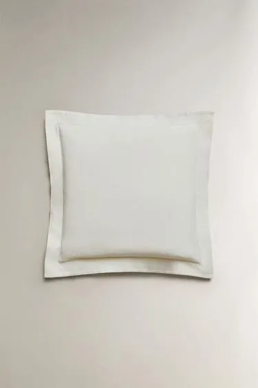 Чехол для подушки из пике с гладкими краями