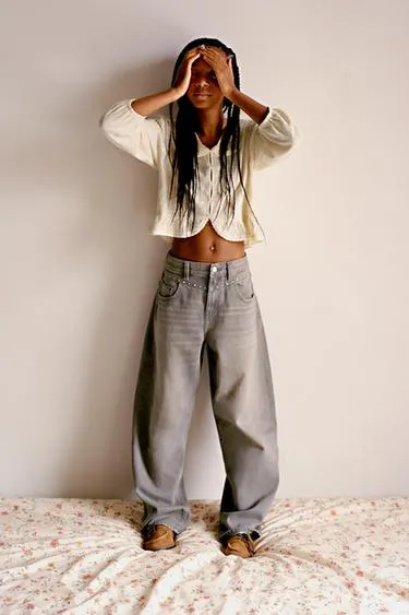 Джинсы BARREL с заклепками- Заказать в России