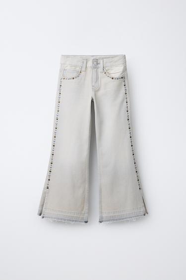 Zara Джинсы с зауженной брючиной и заклепками