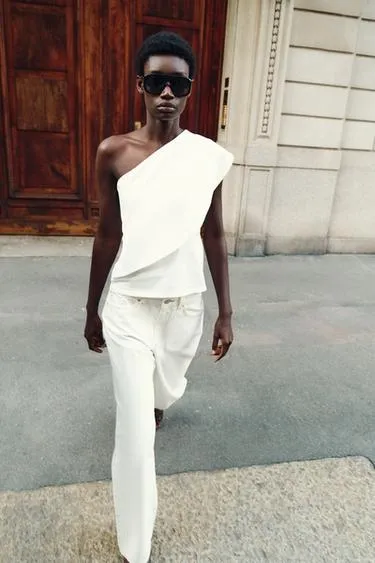 Топ асимметричного кроя из интерлока- Заказать в России