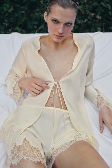 Zara Атласная рубашка с кружевом и завязками