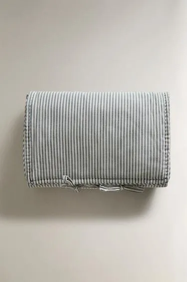 Портативный пеленальный матрасик с полосатым дизайном для младенцев