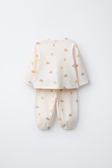 Набор с маечкой с текстурой и брюками с кроликом- Заказать в России