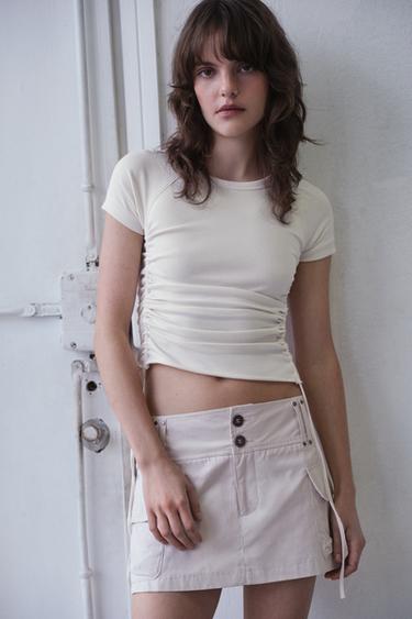 Футболка с регулируемыми сборками