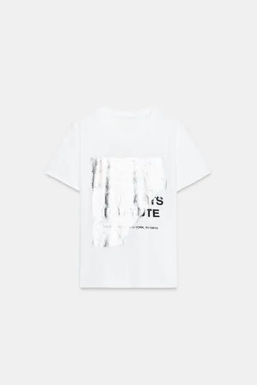 Футболка с металлизированным принтом и короткими рукавами