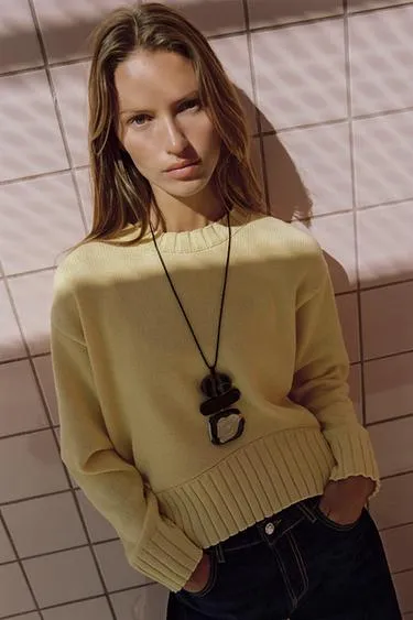 Свитер с асимметричным низом- Заказать в России