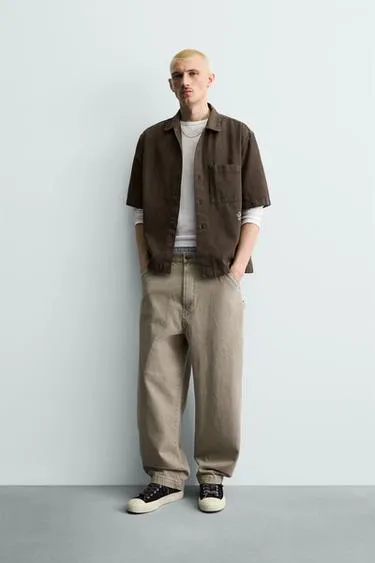 Рубашка с вышивкой и текстурой