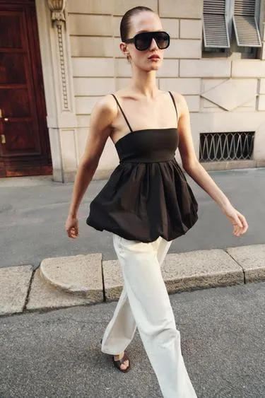 Комбинированный топ объемного кроя- Заказать в России