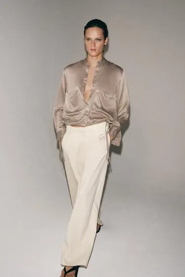 Атласная рубашка с накладными карманами — коллекция ZARA «ZW»- Заказать в России