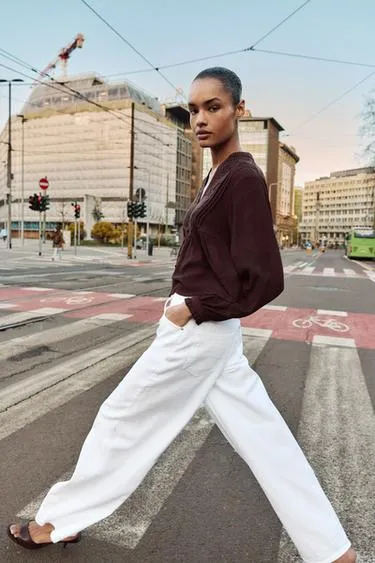 Блуза с вышивкой