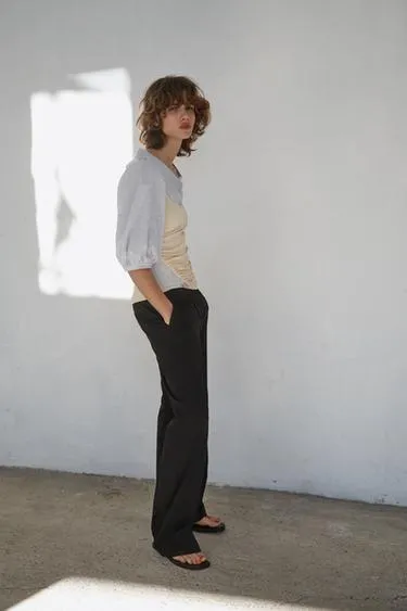 Брюки прямого кроя с низкой посадкой- Заказать в России