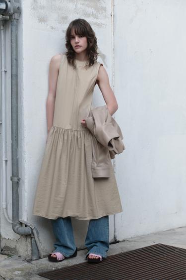 Zara Объемное нейлоновое платье