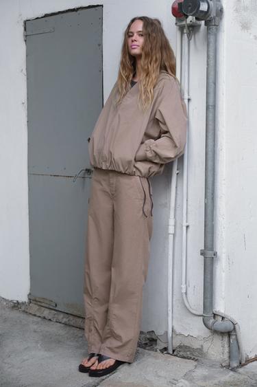 Zara Объемный бомбер