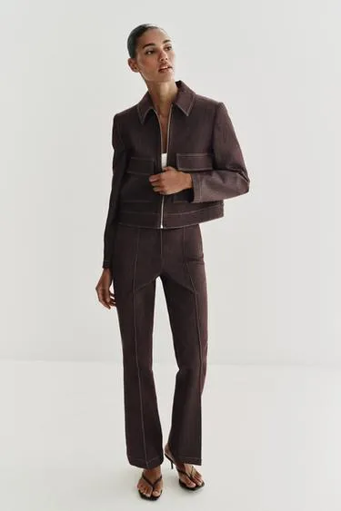 Укороченная куртка с карманами и клапанами- Заказать в России