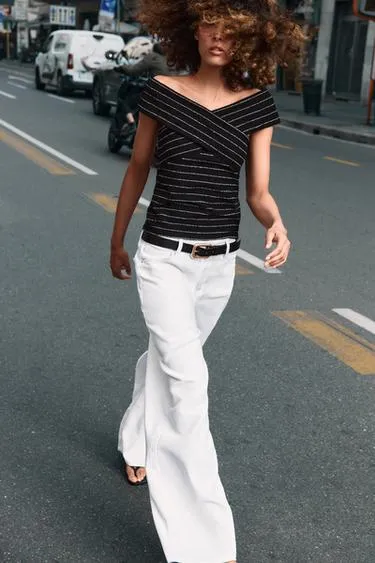 Топ из буклированной ткани на запáхе