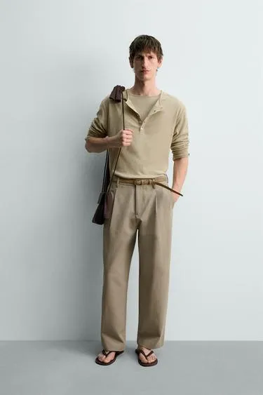 Футболка с воротником-пекарем из хлопка и льна — лимитированная серия