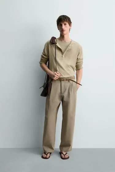 Брюки прямого кроя со складками - лимитированная серия