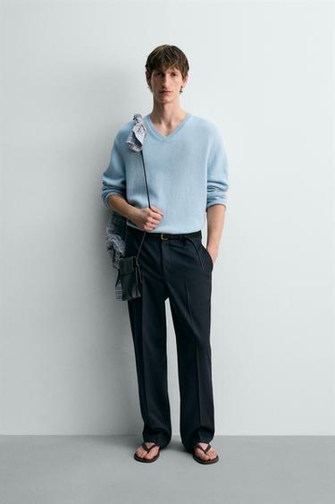 Zara Свитер с V-образным вырезом из хлопка и льна - лимитированная серия купить с доставкой.