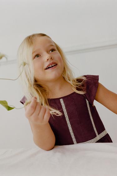 Zara Платье с кружевом