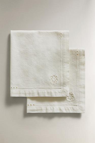 Zara Набор салфеток с вышивкой кроя (набор из 2 штук)