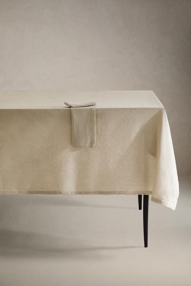 Zara Скатерть с наборной вышивкой из хлопка