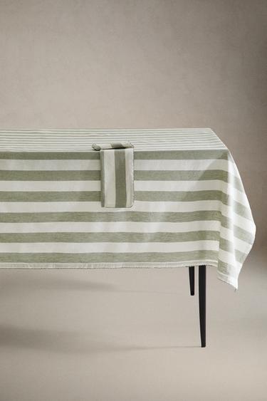 Zara Скатерть с полосками изокрашенной нити