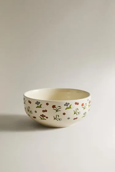 Детская миска из фарфора с цветочным узором