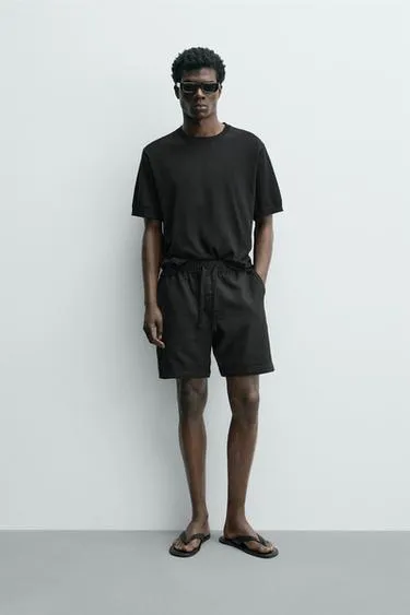 Шорты классического кроя из рельефной ткани