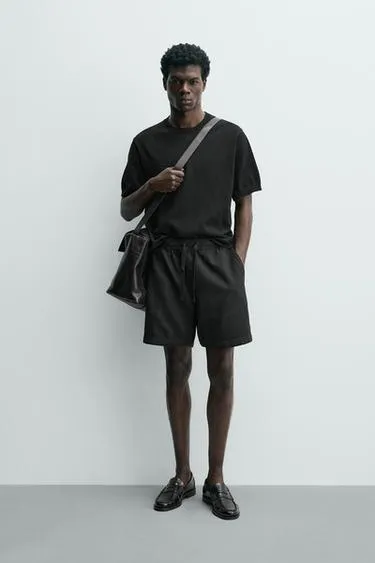 Футболка из легкого хлопкового трикотажа