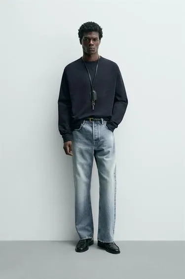 Футболка  с круглым вырезом