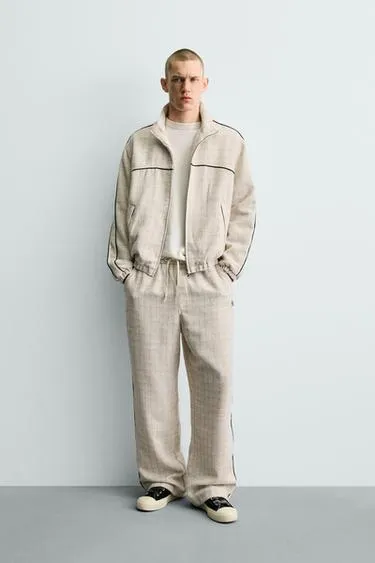 Куртка  с контрастной отделкой