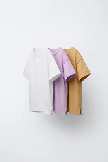 Набор из трех однотонных футболок