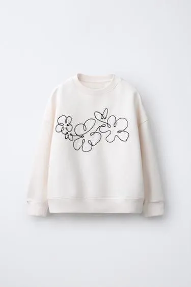 Толстовка с цветочным шнурком