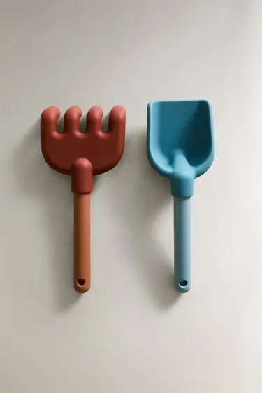 Набор силиконовых лопатки и грабель для пляжа детский (набор из 2)- Заказать в России