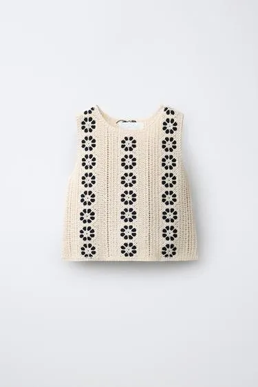 Топ с цветочными деталями из кружева кроше- Заказать в России