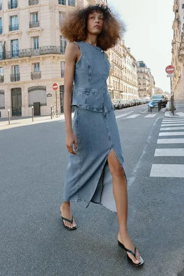 Джинсовый жилет с двубортной застежкой z1975- Заказать в России