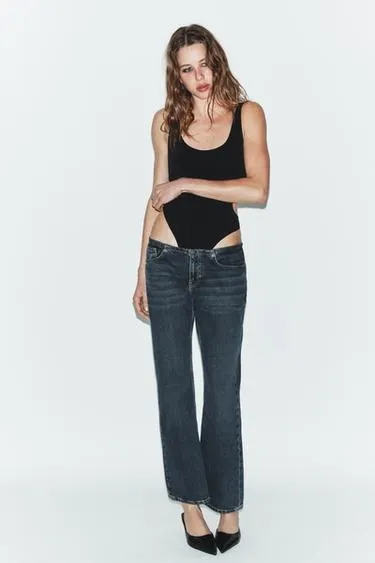 Боди с вырезами