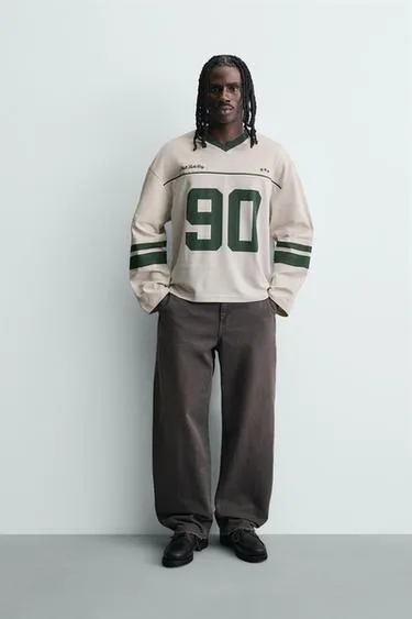 Футболка с принтом American Football- Заказать в России