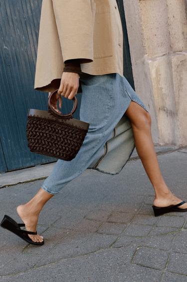 Zara Мини-сумка-корзина из рафии