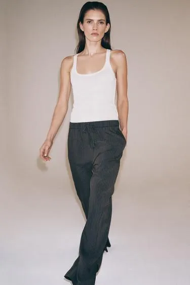 Брюки в полоску в пижамном стиле — коллекция Zara «Zw»- Заказать в России