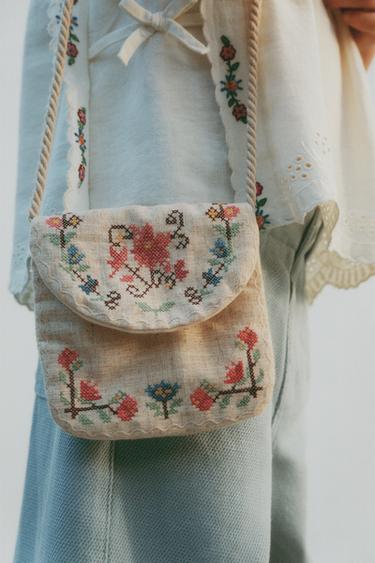 Zara Сумка с вышивкой