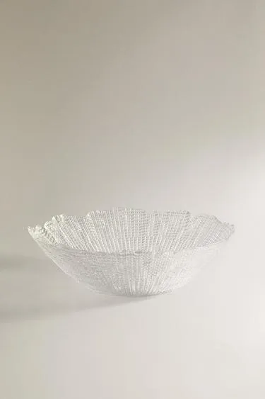 Стеклянная салатная чаша с объемным узором