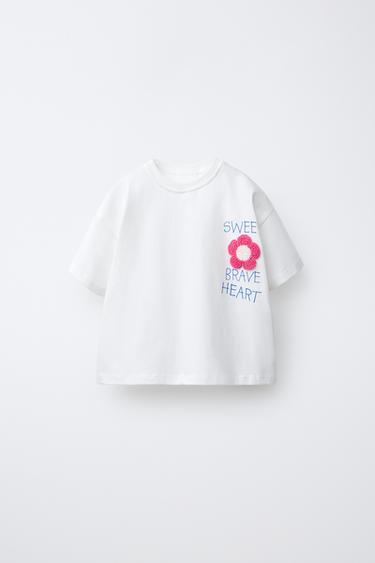 Футболка с вязаными цветами крючком- Заказать в России