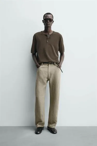 Футболка с воротником на пуговицах- Заказать в России