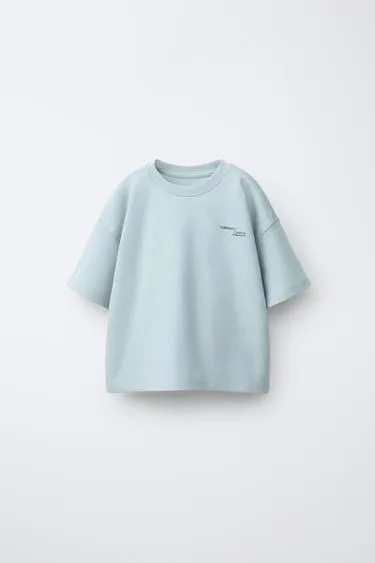 Футболка с надписью из интерлока