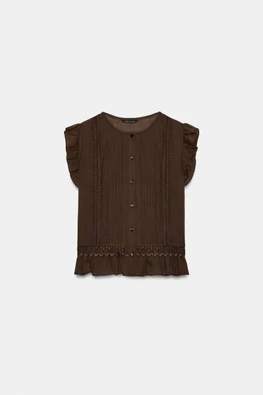 Блуза с воланами и кружевом- Заказать в России