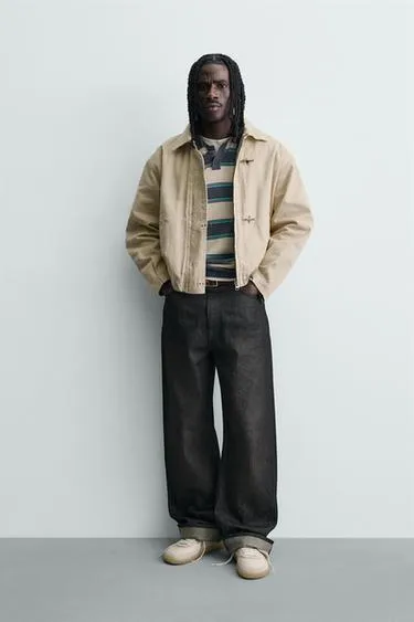 Укороченная куртка с застежками-клыками- Заказать в России