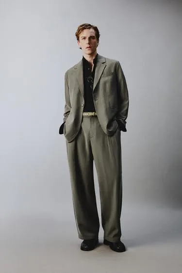 Костюмный блейзер Relaxed Fit- Заказать в России