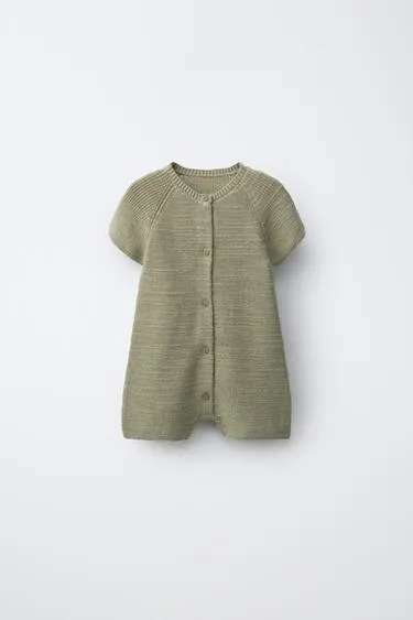 Короткий комбинезон с жемчужным узором- Заказать в России