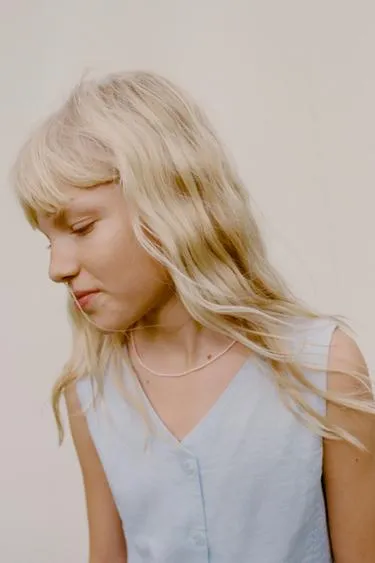 Жилет в рубчик изо льна- Заказать в России